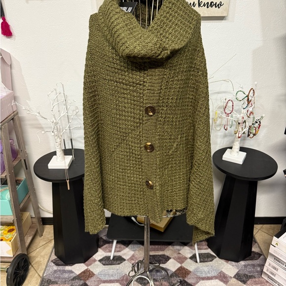 NWT Doublju Poncho - Picture 3 of 5